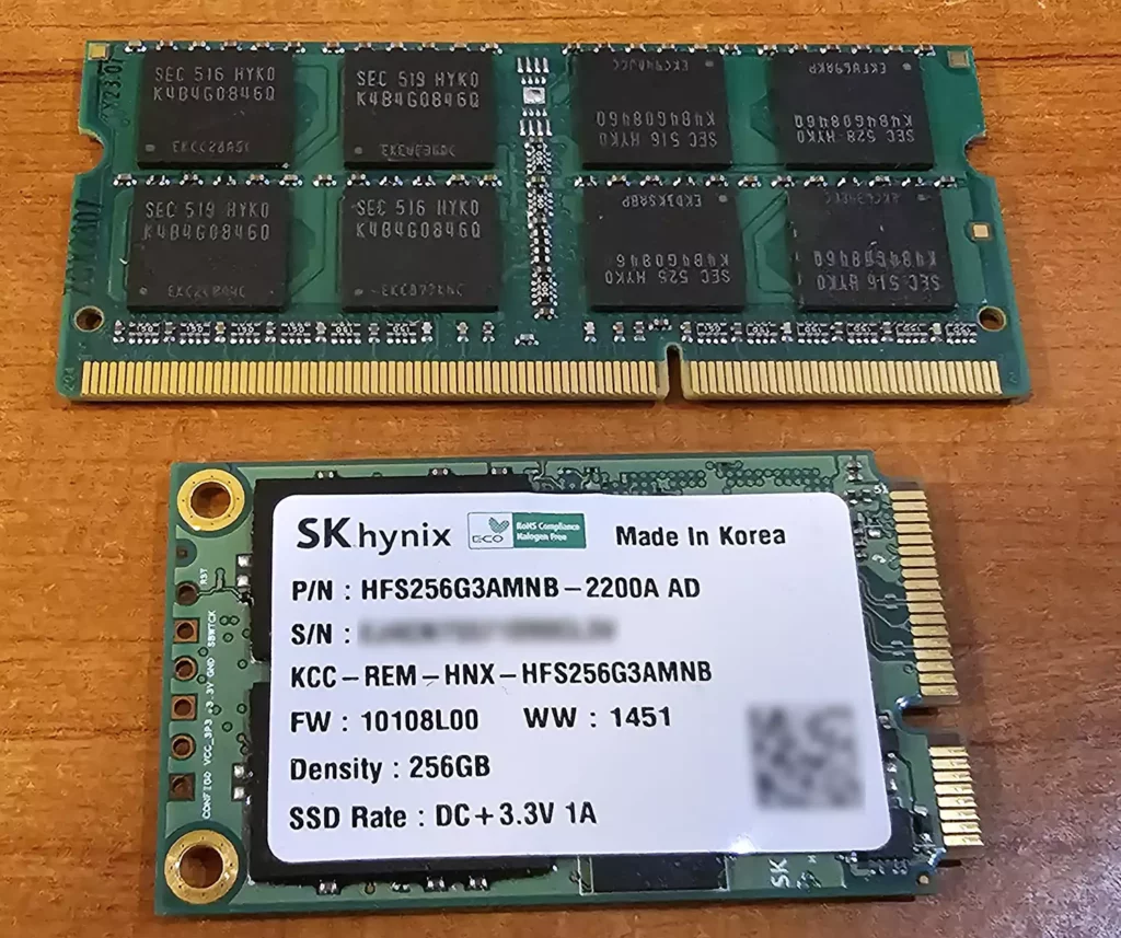 MSATA固态和DDR3L内存